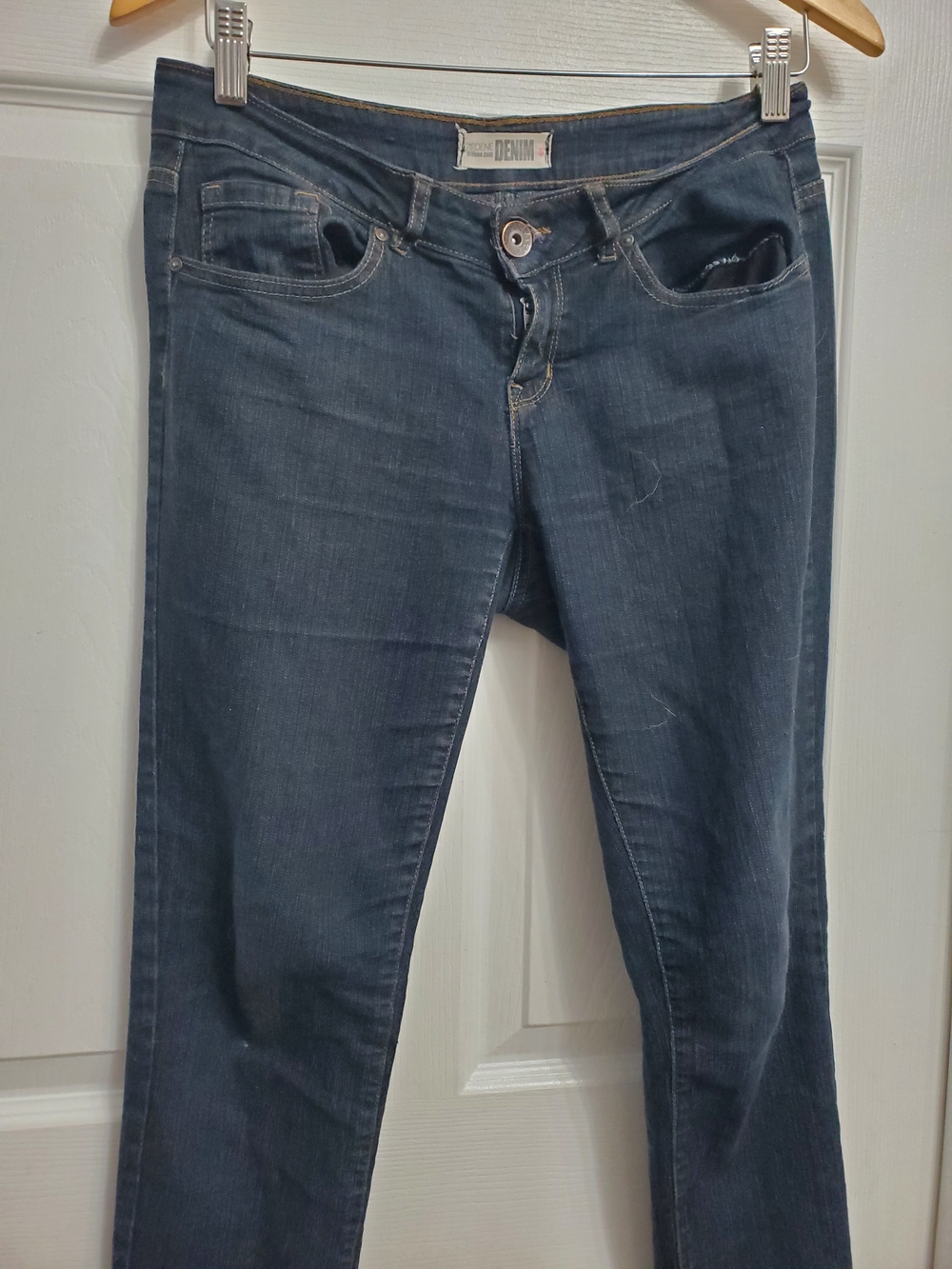 Ardene Dark Blue Women’s Denim Jeans - SIZE 5 (DAMAGED)